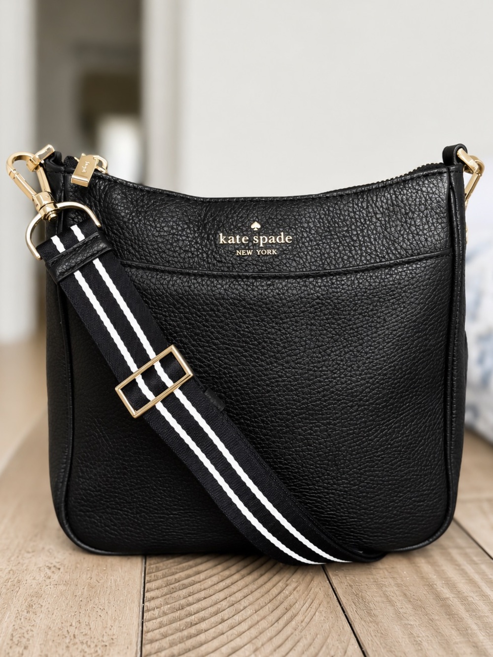 Kate Spade Rosie North South Swingpack Crossbody Black Leather Purse KF087 NWT